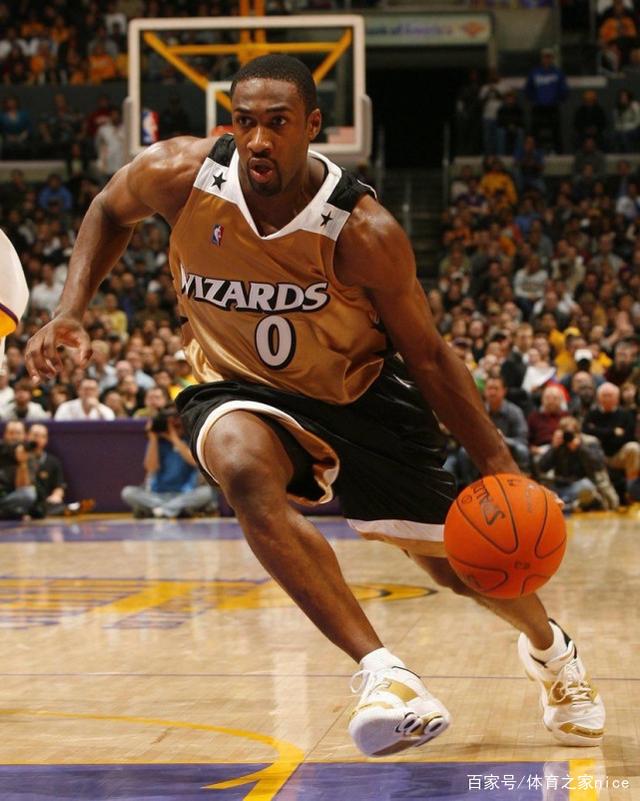 聊一聊NBA大将军阿里纳斯,那个从0号传奇到真实人生课堂的硬核男人 聊一聊NBA大将军阿里纳斯,那个从0号传奇到真实人生课堂的硬核男人