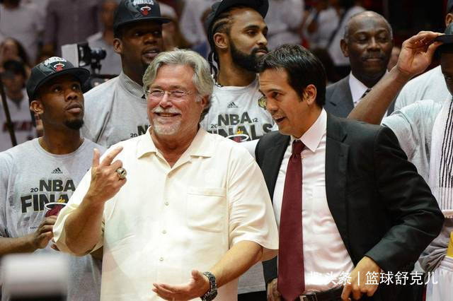 你以为你了解篮网老板？我扒了扒，发现这故事比NBA还精彩