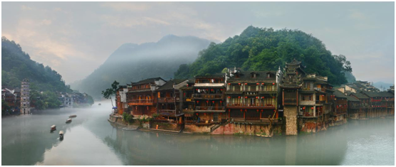 凤凰九景旅游攻略，在沱江边慢慢走，这些地方千万别错过
