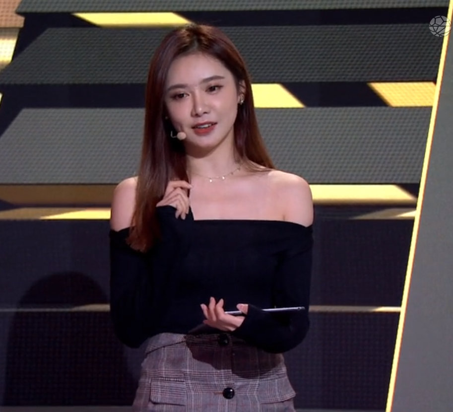 从美娜到美娜老师,一个NBA解说员的硬核蜕变 从美娜到美娜老师,一个NBA解说员的硬核蜕变